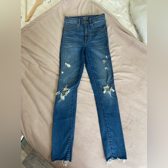 Abercrombie and fitch jeans - Picture 2 of 2